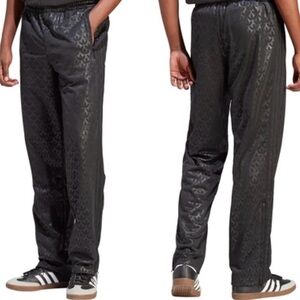 Adidas Men’s Mono Track Pants Sz M Trefoil A.O.P. Side Striped Black II8163 NEW